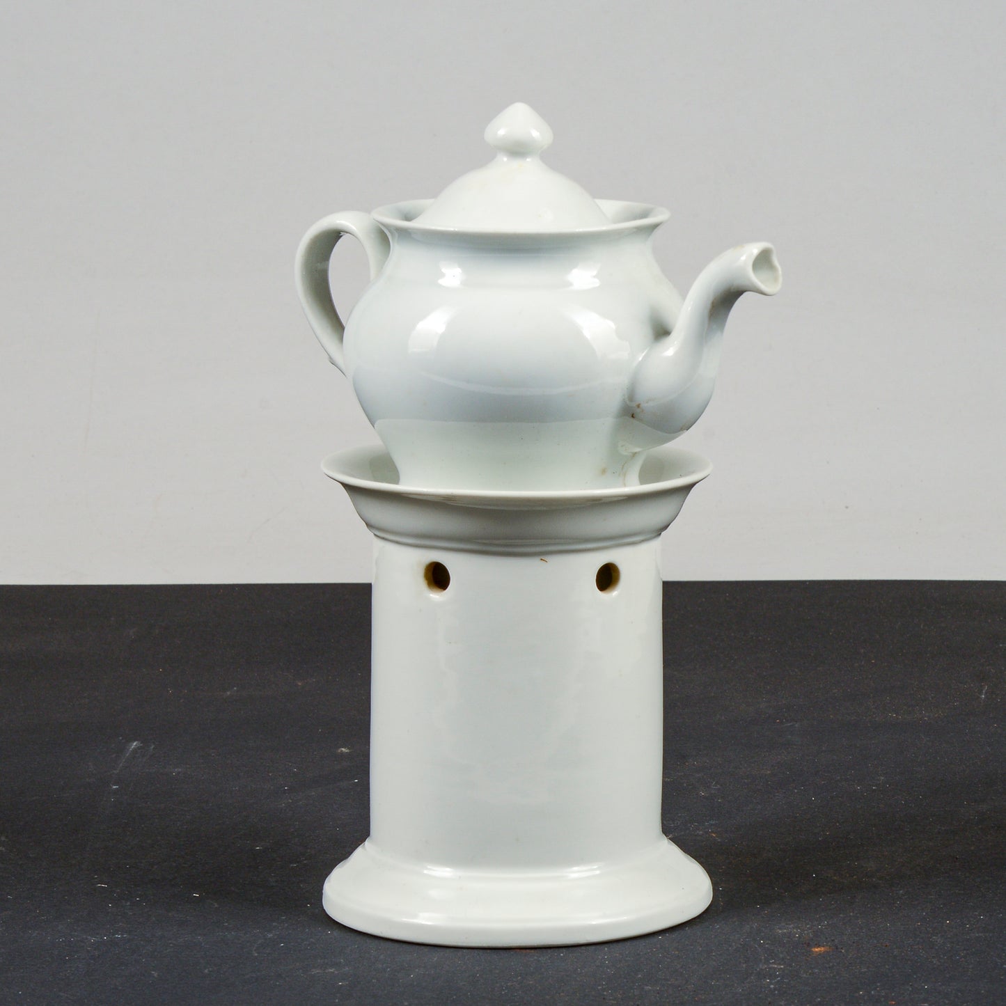 teiera ceramica bianca Richard Ginori con base e porta candela