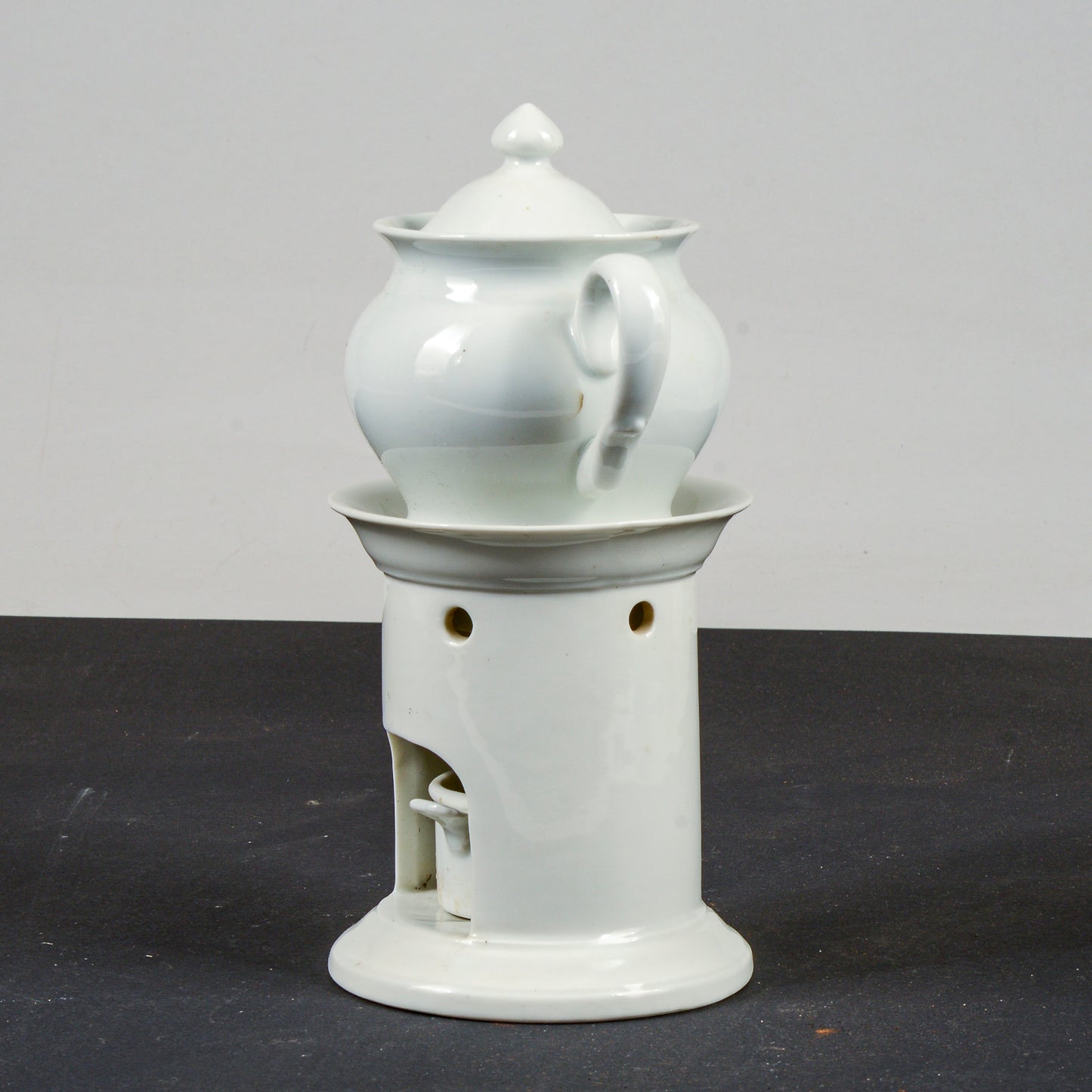 teiera ceramica bianca Richard Ginori con base e porta candela
