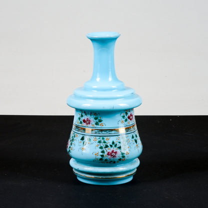 vaso bottiglia opalina con decori florealo e geometrici in oro piccola sbecatura sopra