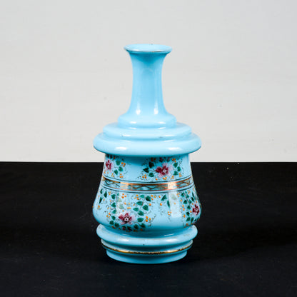 vaso bottiglia opalina con decori florealo e geometrici in oro piccola sbecatura sopra