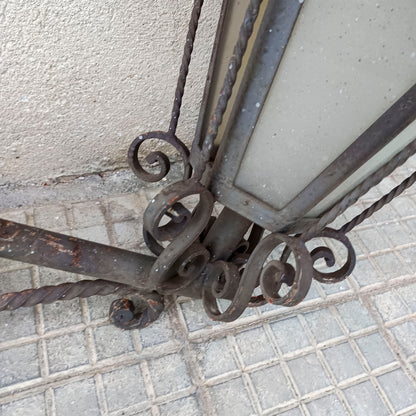 Lanterna lampione da esterno in ferro da angolo