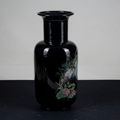 vaso in ceramica smaltata e decori con aironi