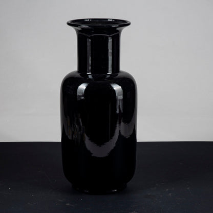 vaso in ceramica smaltata e decori con aironi