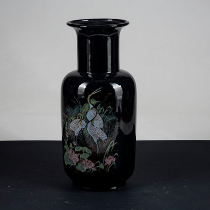 vaso in ceramica smaltata e decori con aironi