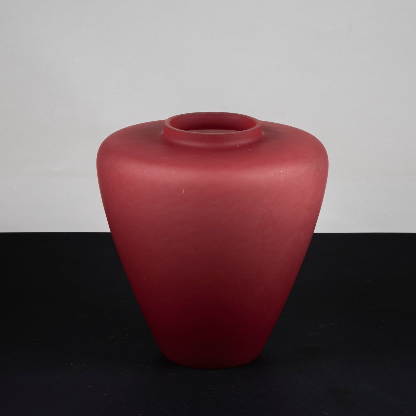 vaso in vetro rosso opaco vintage 1980