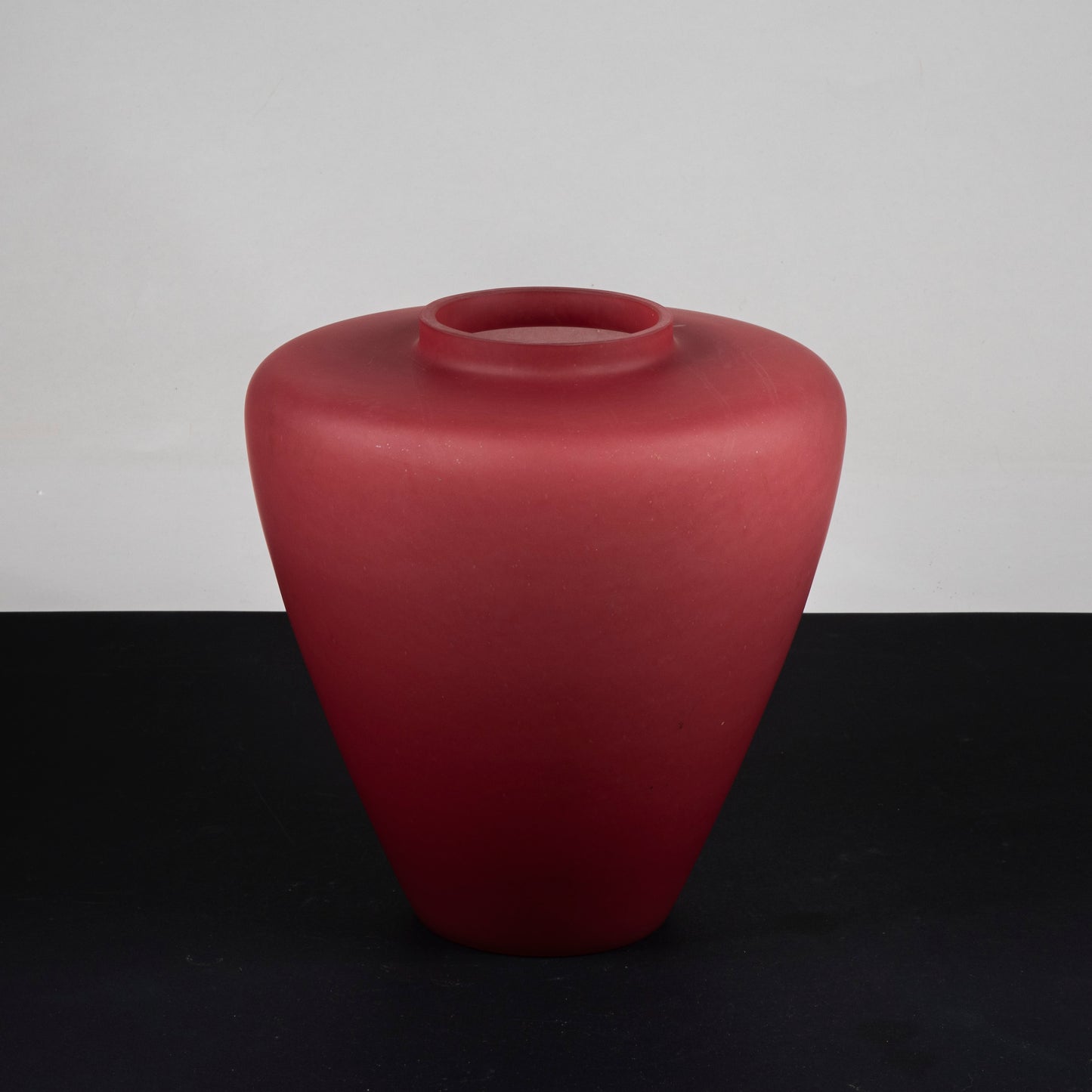 vaso in vetro rosso opaco vintage 1980