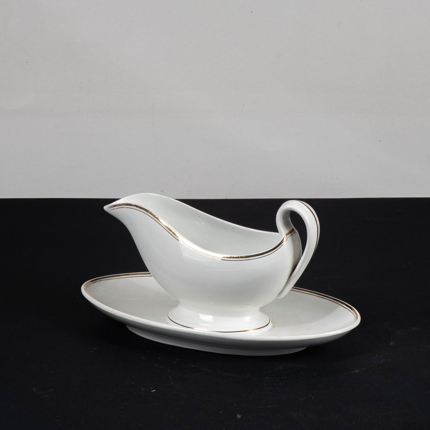 salsiera ceramica china richard scr 2 filo dorato riparata sulla punta