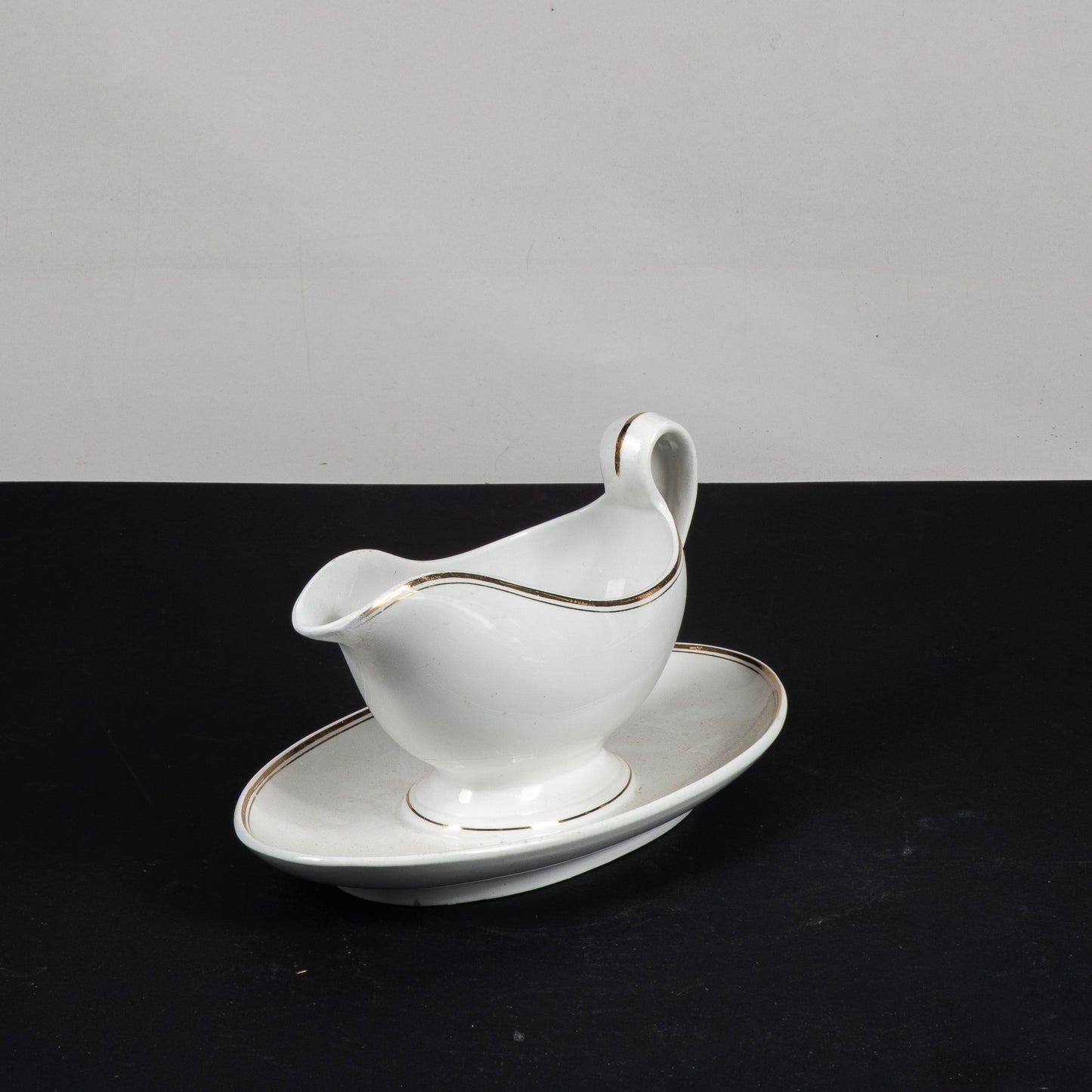 salsiera ceramica china richard scr 2 filo dorato riparata sulla punta
