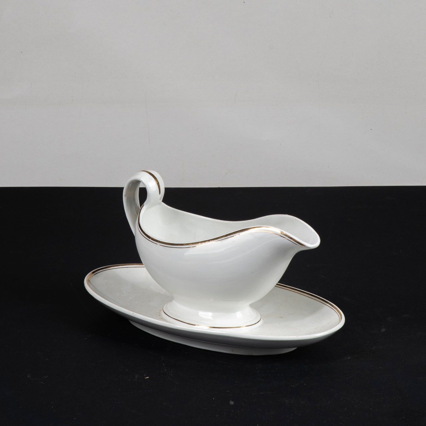salsiera ceramica china richard scr 2 filo dorato riparata sulla punta