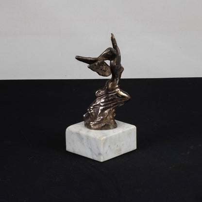 Statua base marmo e figura donna alata metallo argentato anni 1990