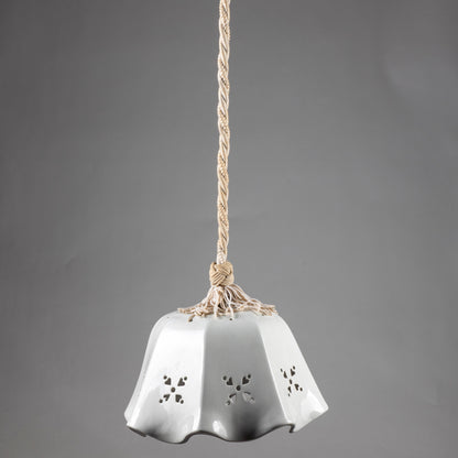 lampadario in ceramica bianca epoca fine 900