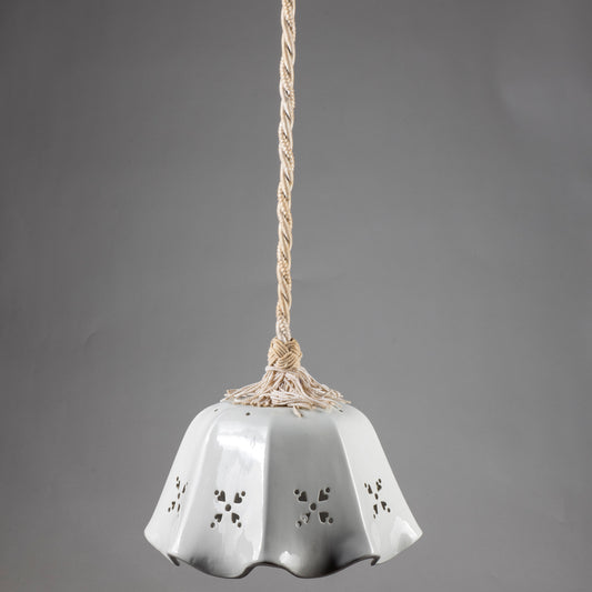 lampadario in ceramica bianca epoca fine 900