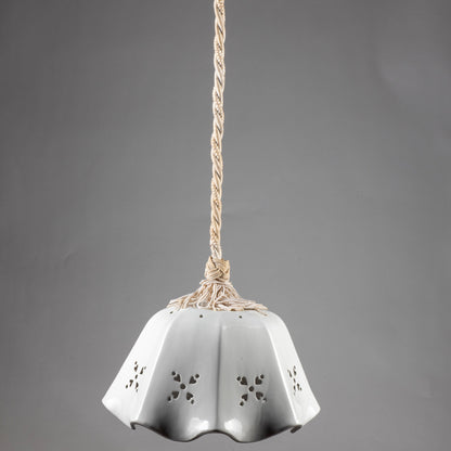 lampadario in ceramica bianca epoca fine 900
