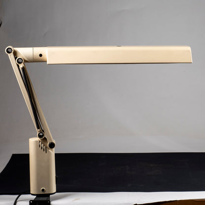 lampada da tavolo scrivania a&e design fagerhults sweden 7077