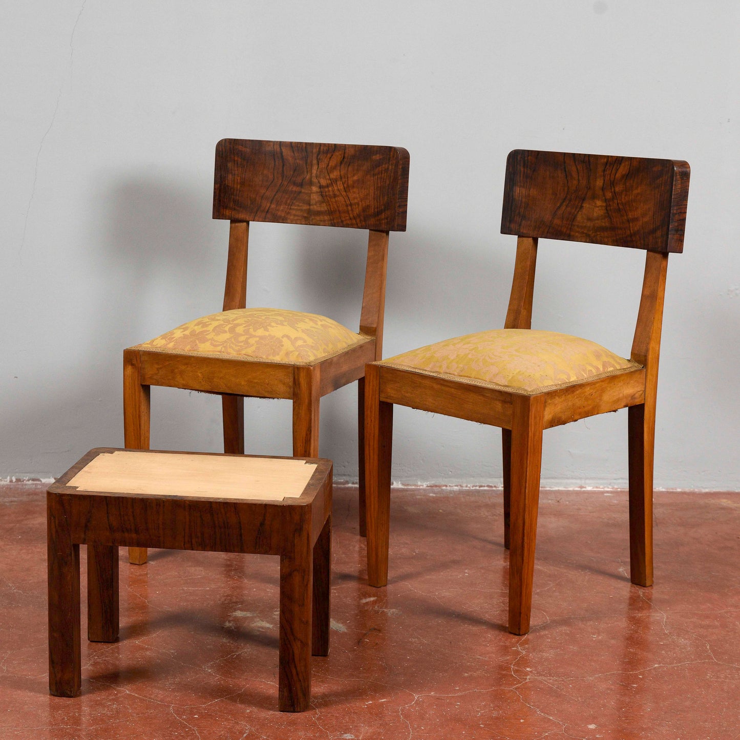 sgabello deco' impellicciato noce  senza imbottitura non rifinito vintage