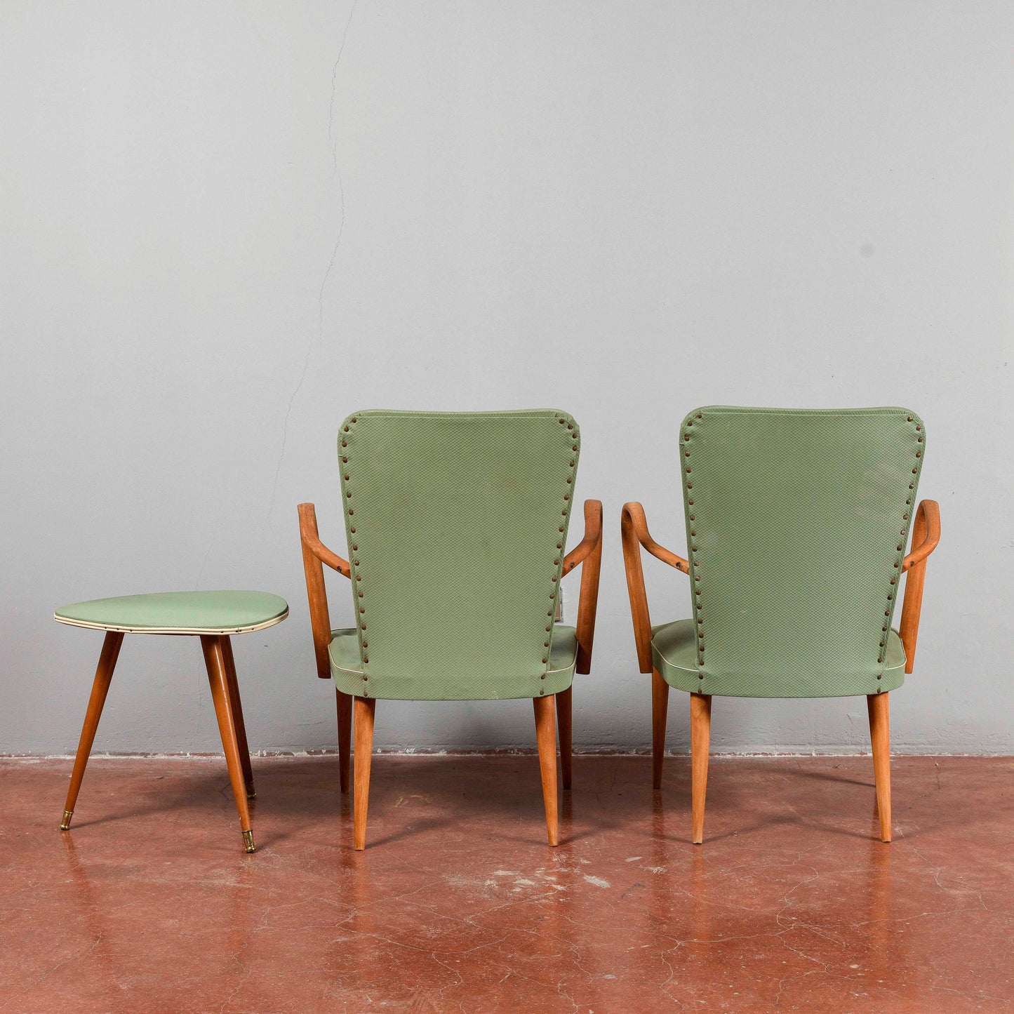 set coppia sedie poltroncine con tavolino meta 900 da sistemare