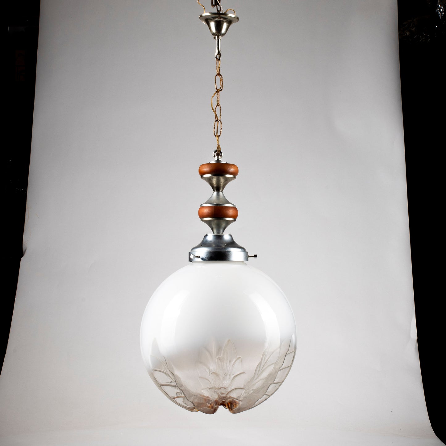 Lampadario vintage anni 70 grande sfera stile Mazzega
