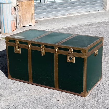 Baule vintage senza carta sul coperchio anni 1960