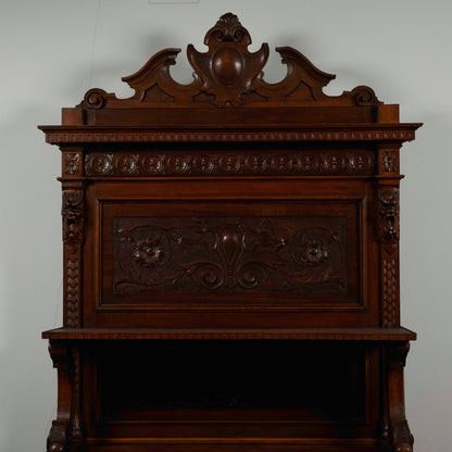 Credenza con piattaia  intagliata noce Italia 1880