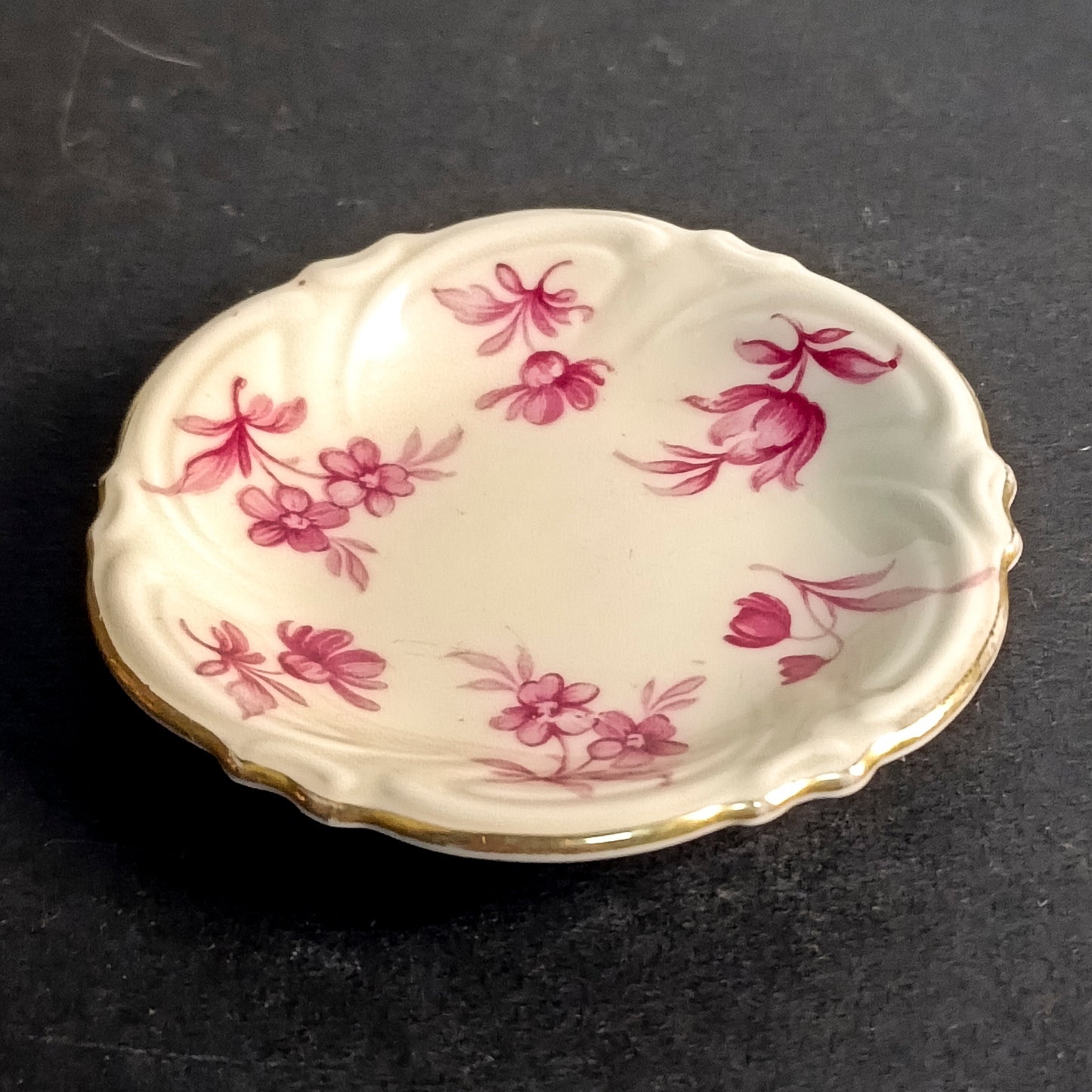 Piattino decorato con fiori in porcellana  Schwarzenhammer Bavaria  1950