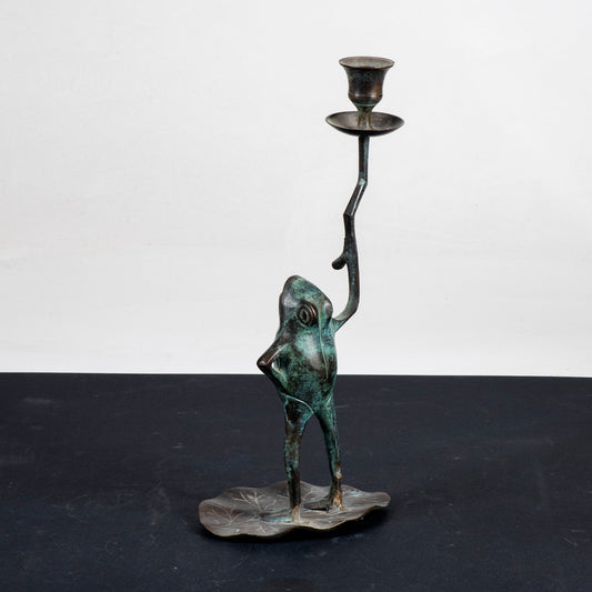 Candeliere a forma di ranocchio in bronzo anni 1980