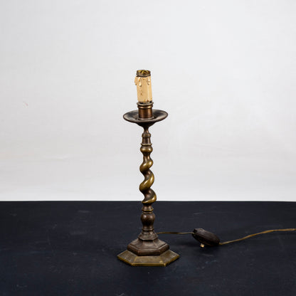 candeliere con colonna a tortiglione in ottone da ricablare