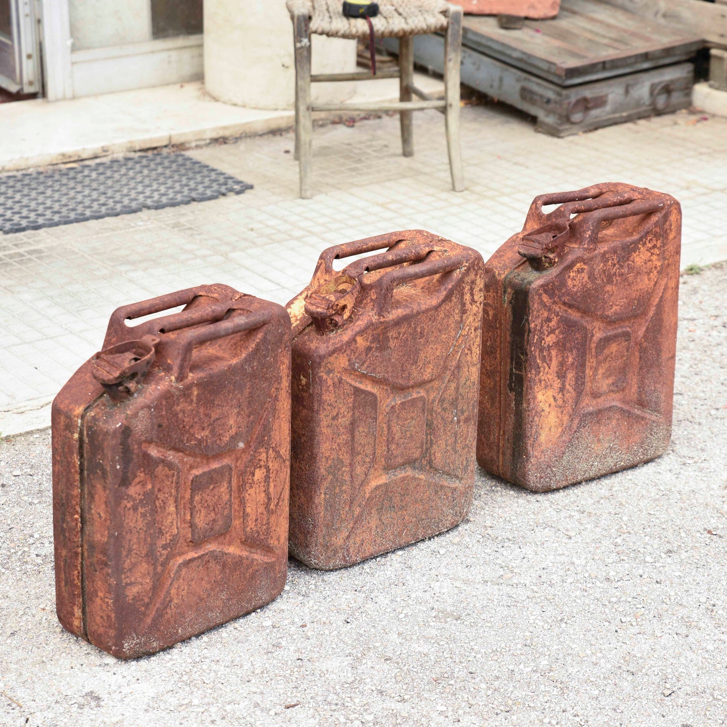 Set 3 taniche latte in metallo per carburante  tedesche 1940