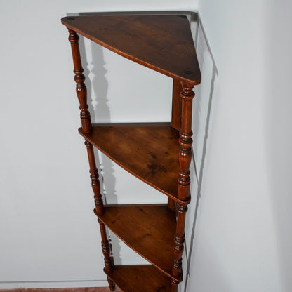 Angoliera a giorno con torniture  epoca 1800