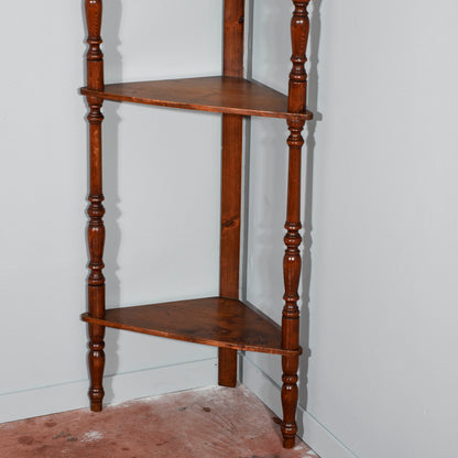 Angoliera a giorno con torniture  epoca 1800