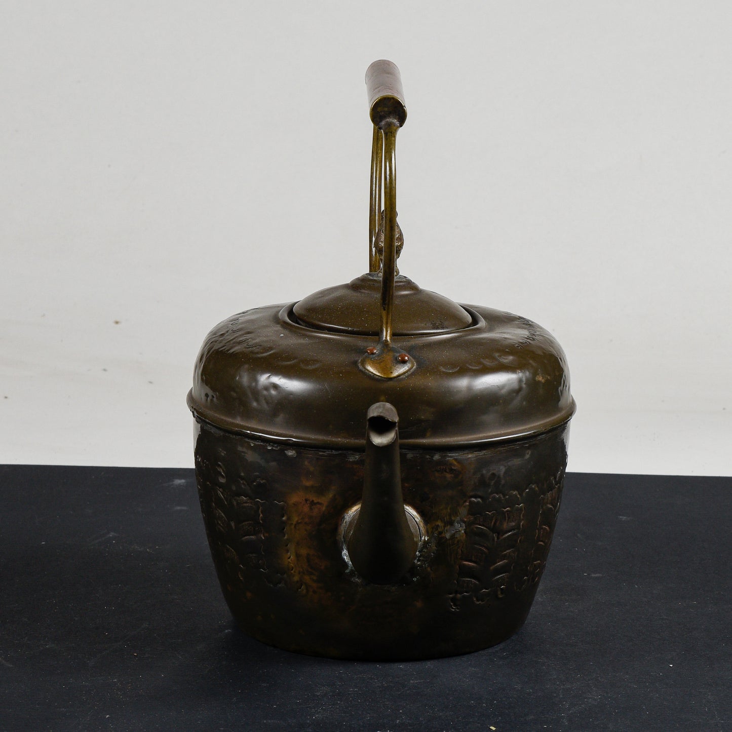 Brocca teiera in rame epoca metà del 1900