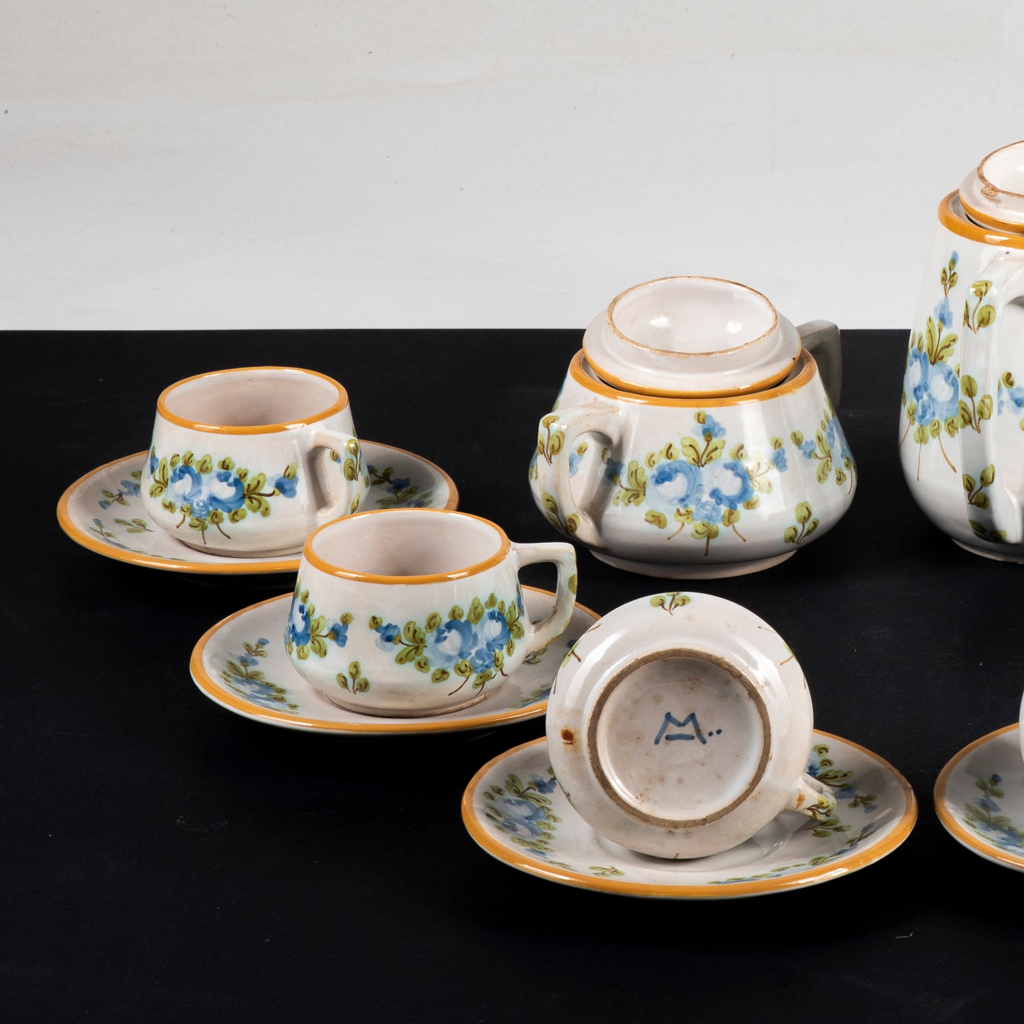 Servizio da caffè marcato Matricardi  in ceramica 1950
