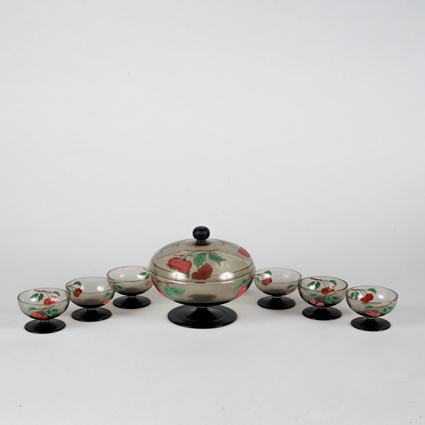coppa con coperchio epoca Liberty in vetro fumé realizzata a mano, decorata Italia 1930, 6 bicchierini