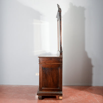 Credenza con specchiera in noce intagliata Italia epoca fine 1800