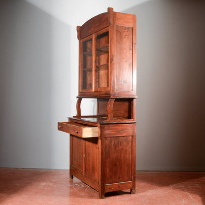 Credenza vetrina doppio corpo Liberty in abete Italia 1920