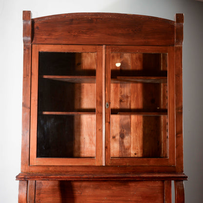 Credenza vetrina doppio corpo Liberty in abete Italia 1920