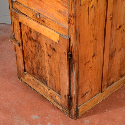 Ghiacciaia antica in legno di abete epoca primo 1900