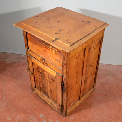 Ghiacciaia antica in legno di abete epoca primo 1900