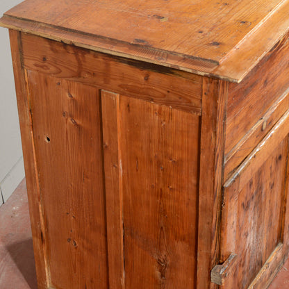 Ghiacciaia antica in legno di abete epoca primo 1900