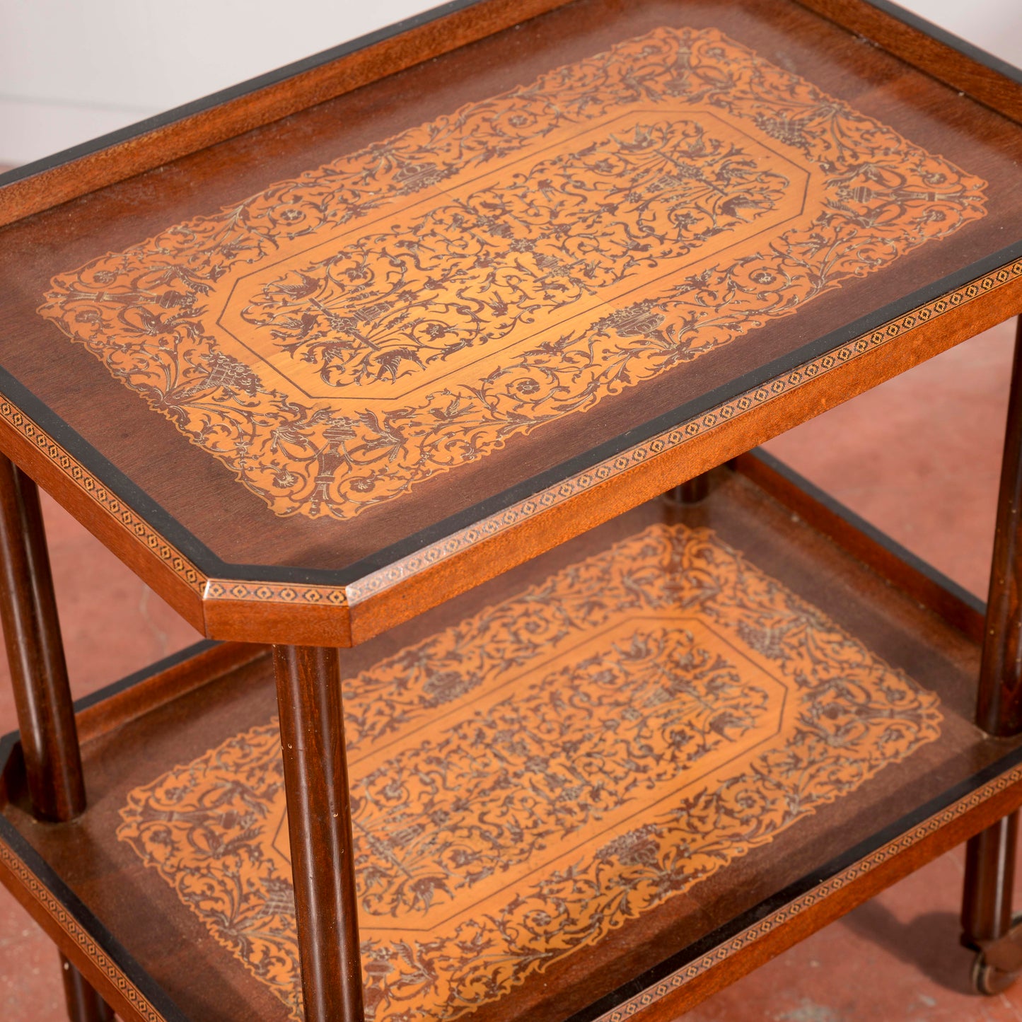 Carrello portavivande intarsiato,  e con doppio piano  Italia 1940