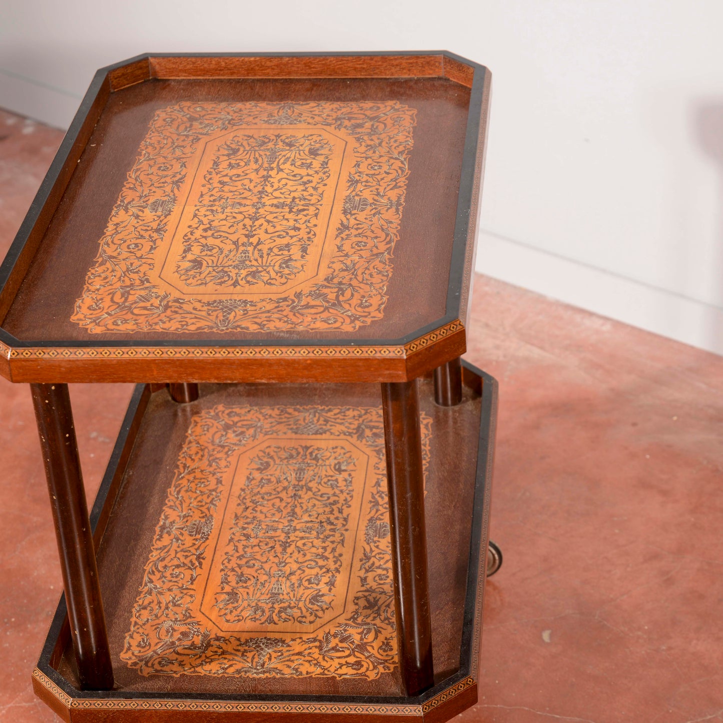 Carrello portavivande intarsiato,  e con doppio piano  Italia 1940