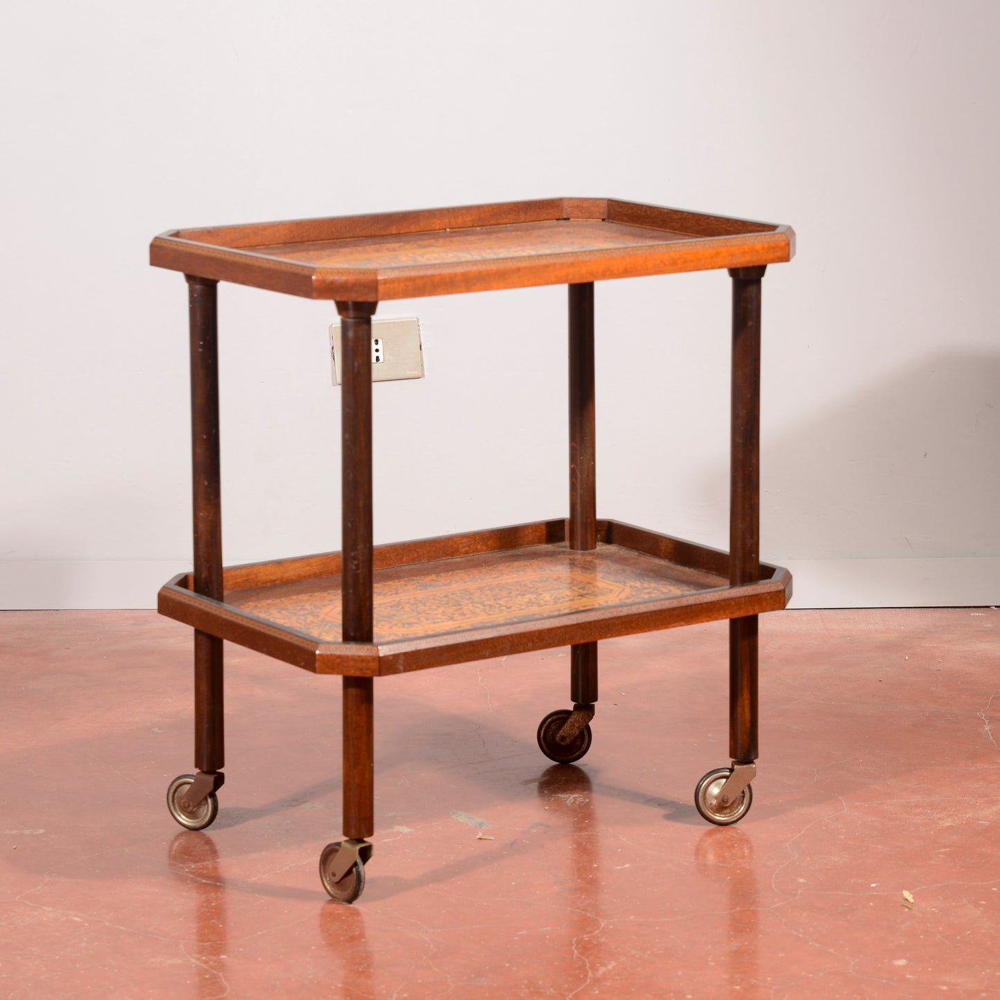 Carrello portavivande intarsiato,  e con doppio piano  Italia 1940