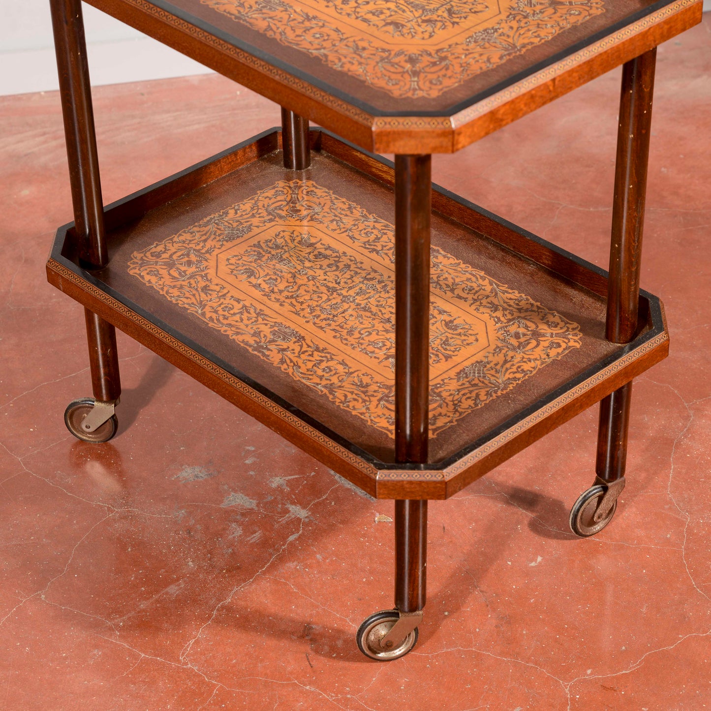Carrello portavivande intarsiato,  e con doppio piano  Italia 1940