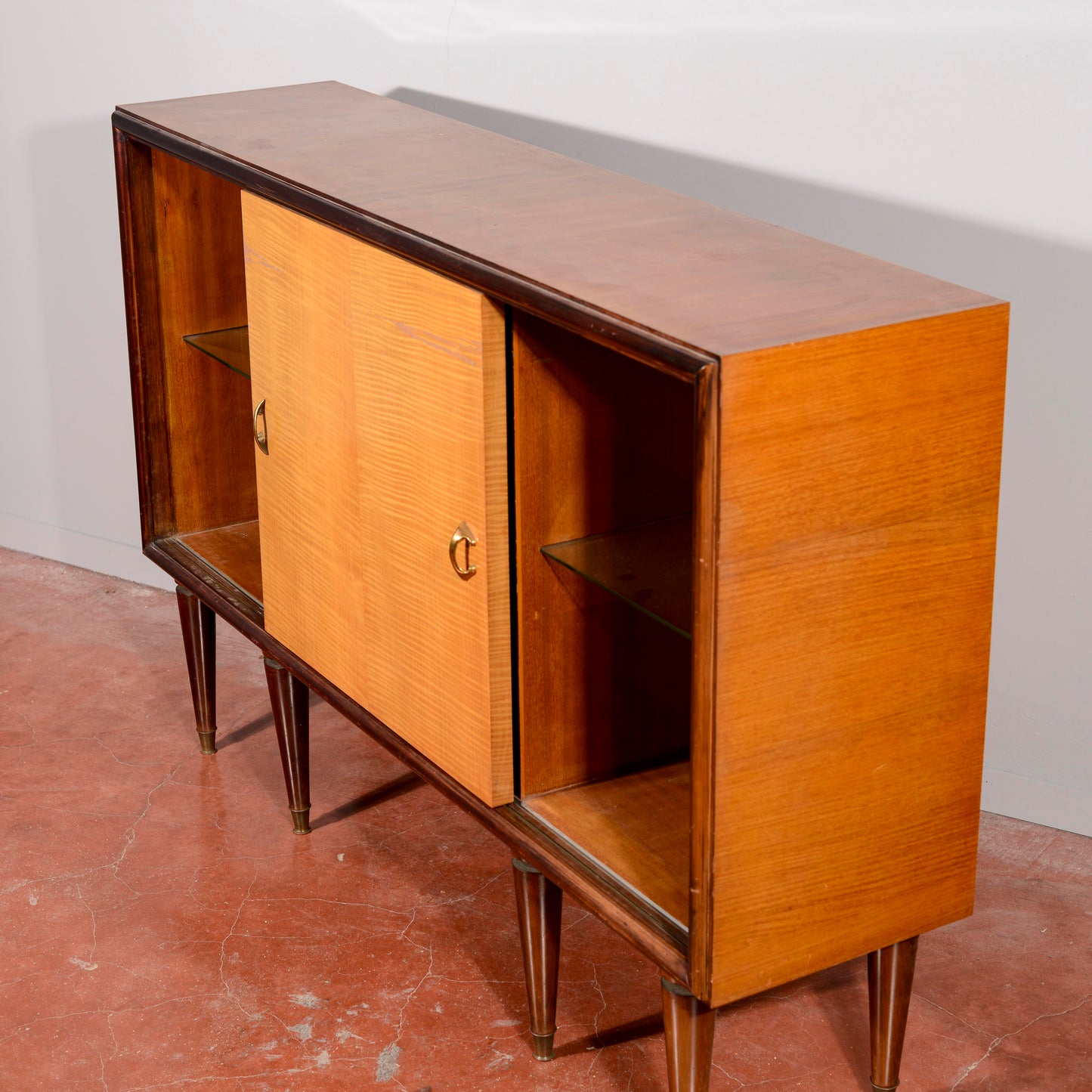 Credenza ante scorrevoli stile Art Decò disponibile la coppia