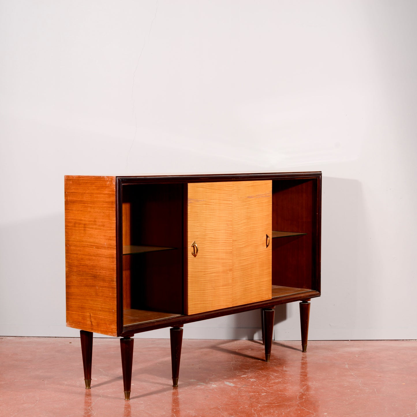 Credenza ante scorrevoli stile Art Decò disponibile la coppia