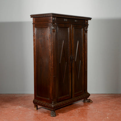 Armadietto stipo  libreria piedi leone con ripiani e cassetto stile rinascimento Italia epoca 1900