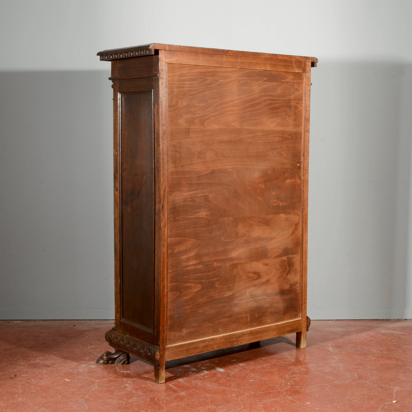 Armadietto stipo  libreria piedi leone con ripiani e cassetto stile rinascimento Italia epoca 1900