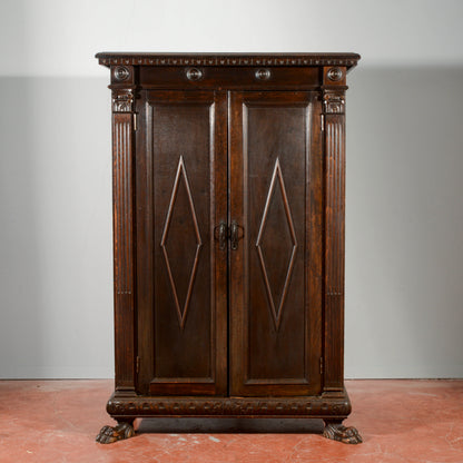 Armadietto stipo  libreria piedi leone con ripiani e cassetto stile rinascimento Italia epoca 1900