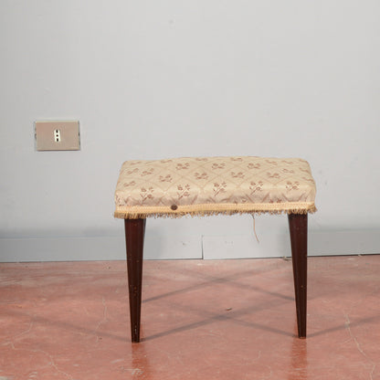 Sgabello anni 1950 rivestito in tessuto damascato