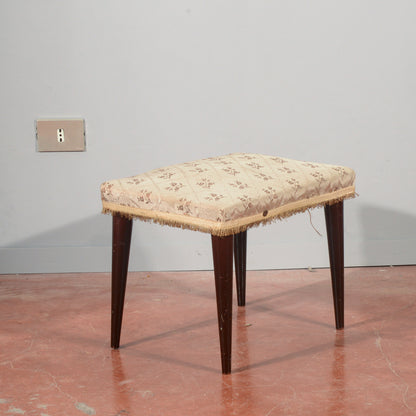 Sgabello anni 1950 rivestito in tessuto damascato