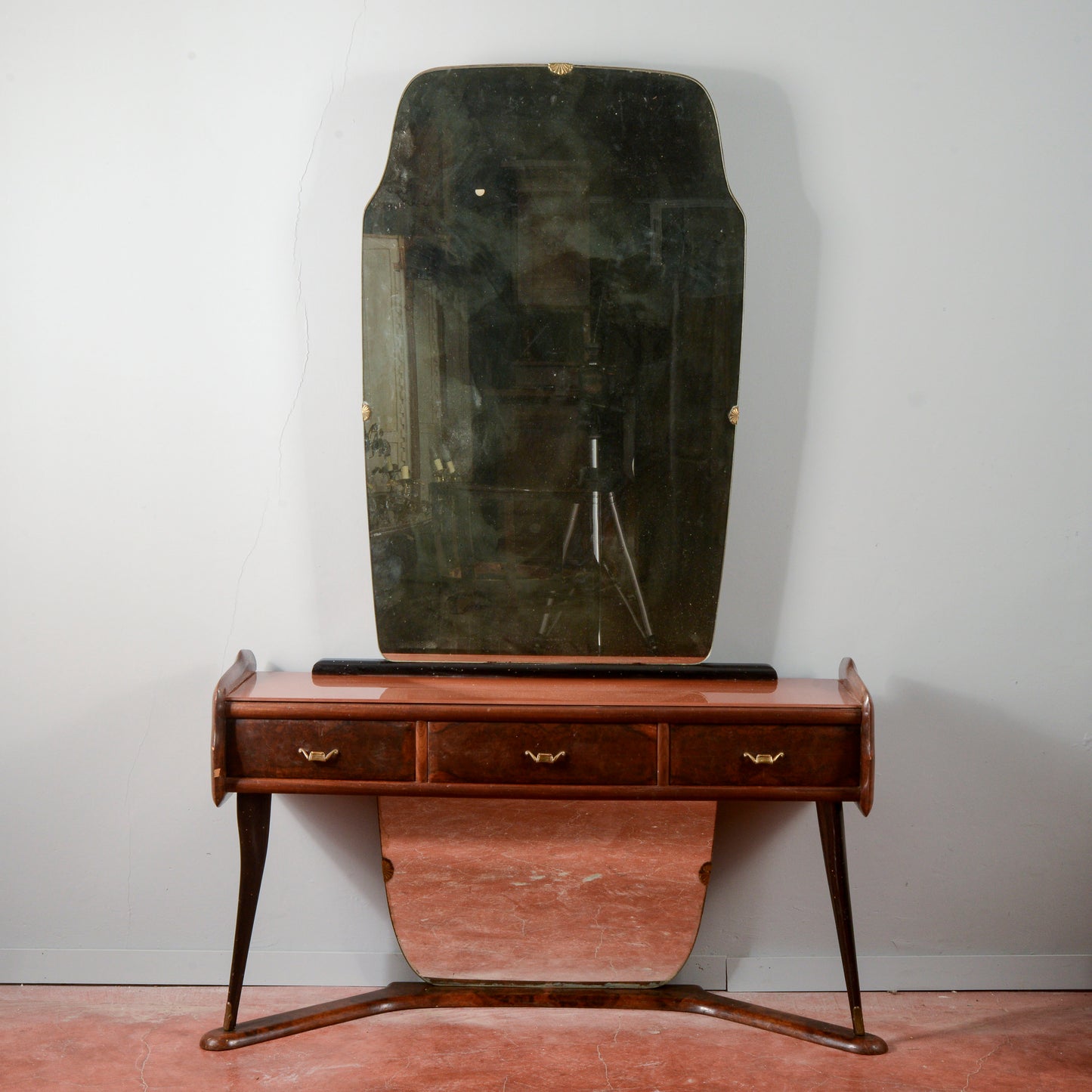 Toletta con specchio in legno bicolore Italia anni 1960
